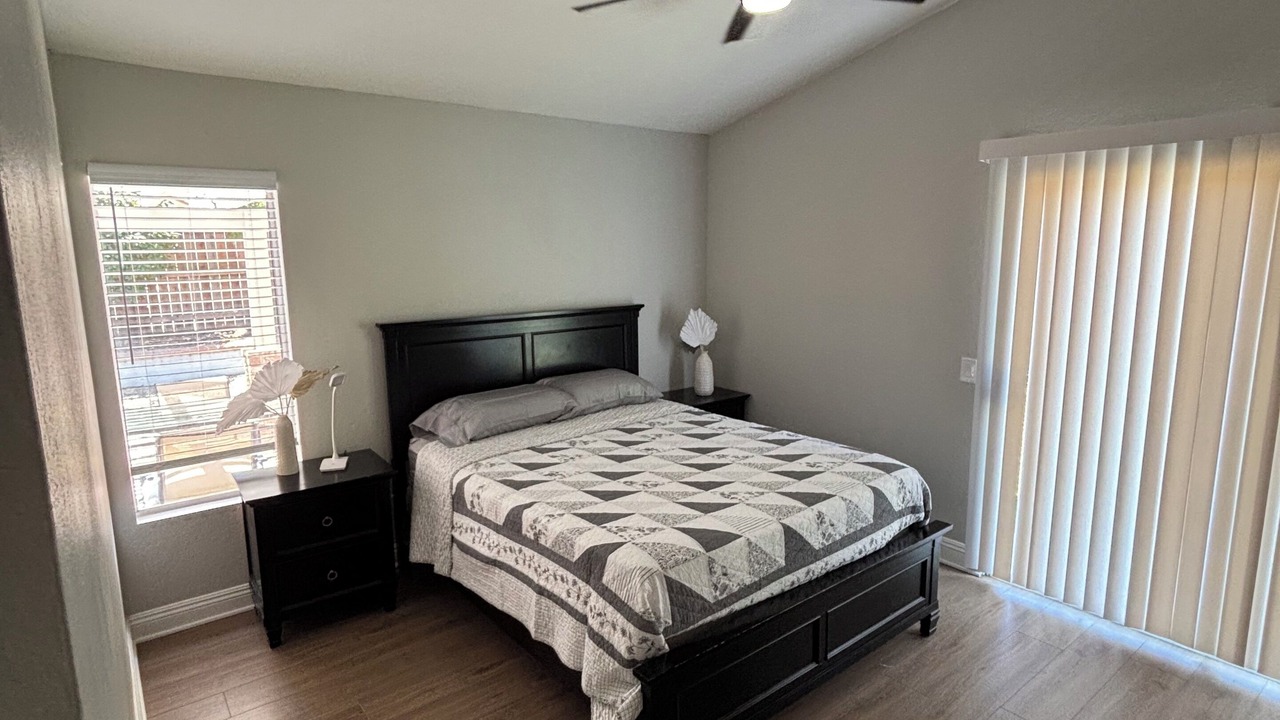 Photo of Bedroom in Corona