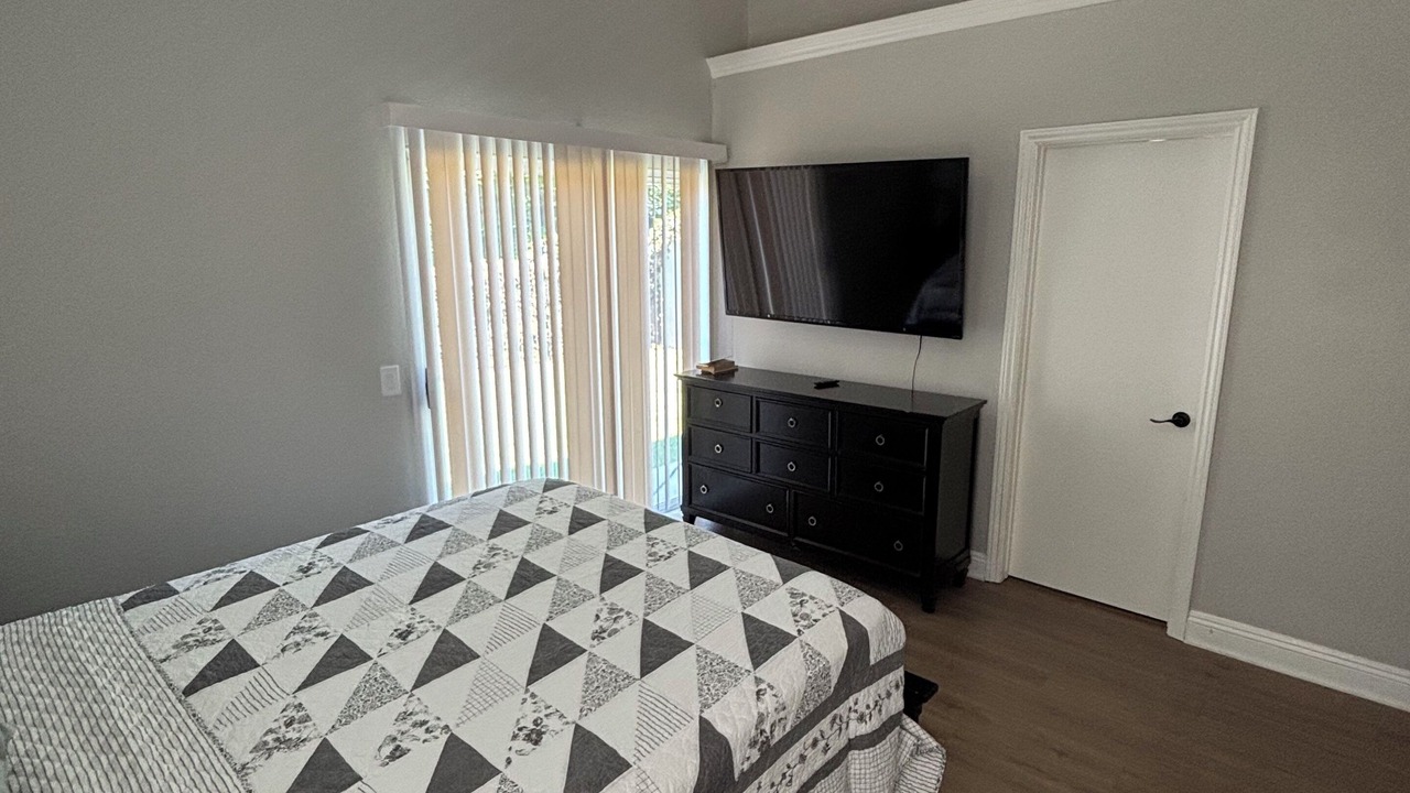 Photo of Bedroom in Corona