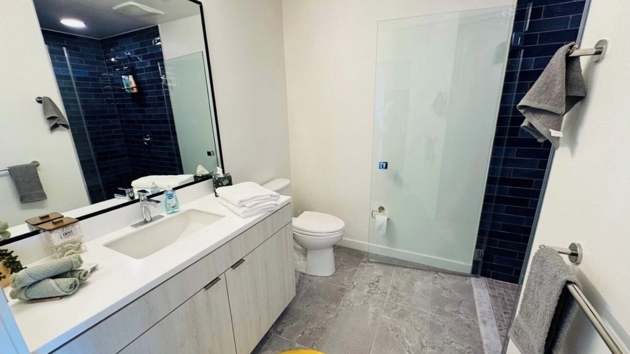 Photo of Bathroom in Hollywood