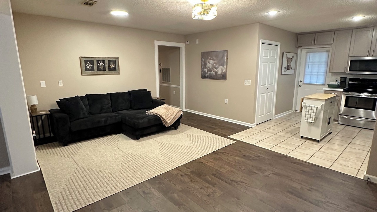 Photo of Livingroom in Tuscaloosa