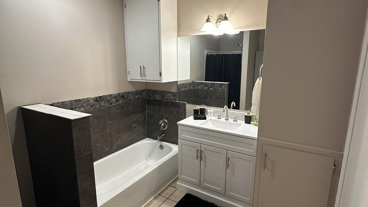 Photo of Bathroom in Tuscaloosa