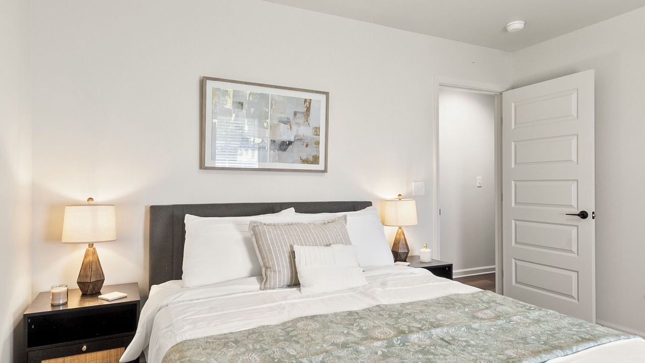Photo of Bedroom in Northport