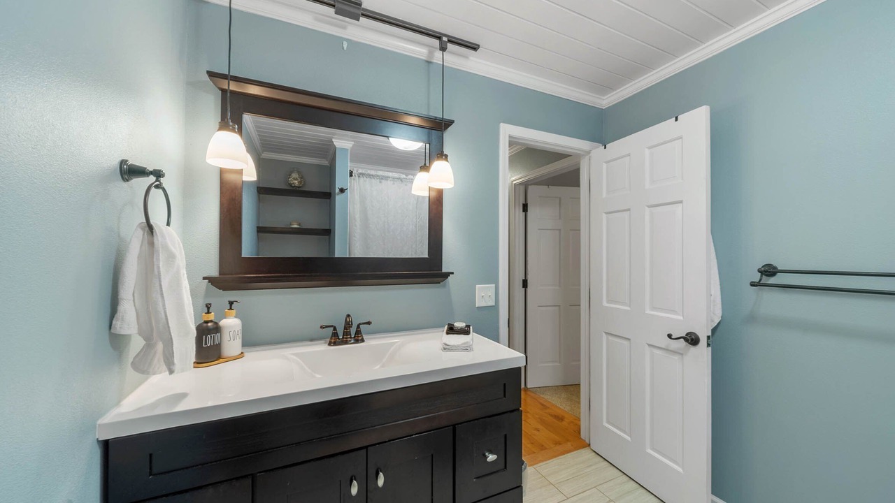 Photo of Bathroom in Wilkesboro
