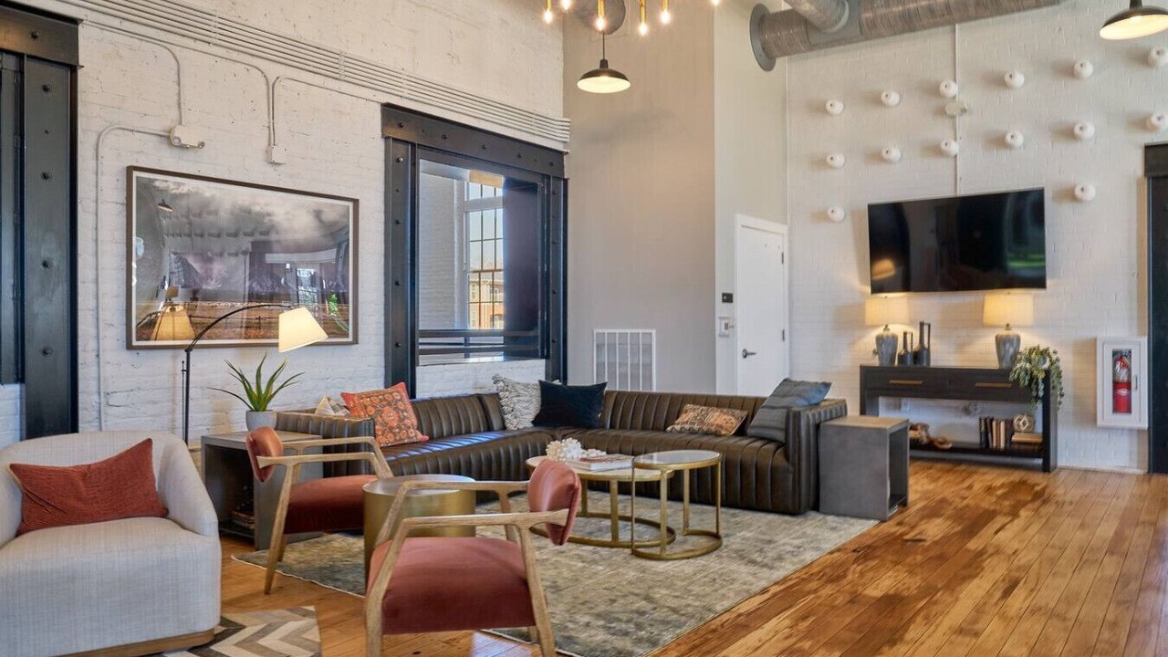 Photo of Livingroom in Clayton