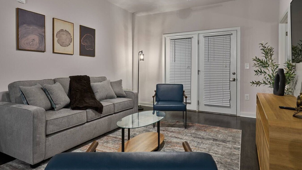 Photo of Livingroom in Clayton
