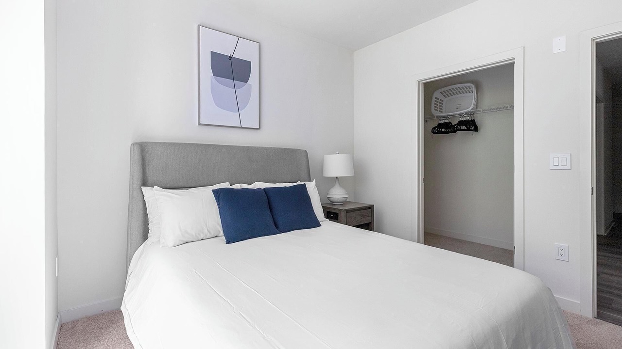 Photo of Bedroom in Carteret