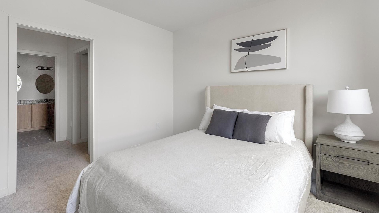 Photo of Bedroom in Carteret