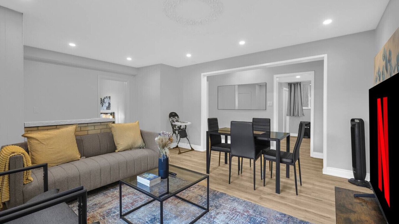 Photo of Livingroom in Whitby