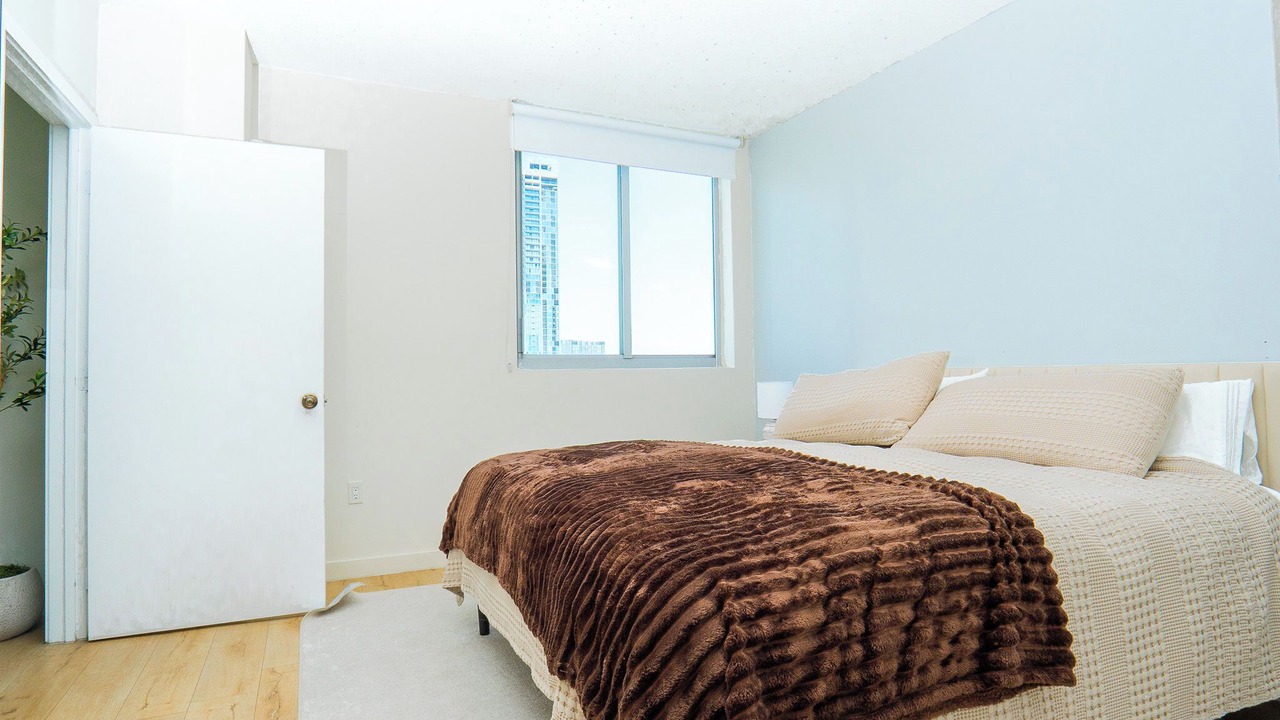 Photo of Bedroom in Town Square