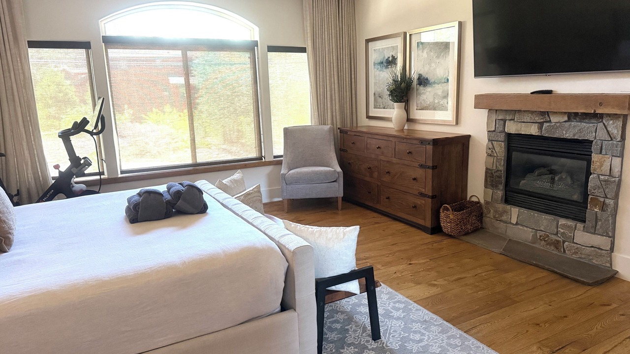 Photo of Livingroom in Mountain View Estates