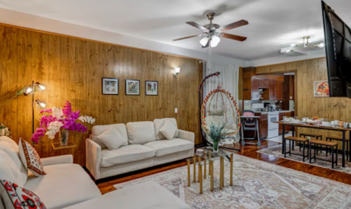 Photo of Livingroom in Niagara Falls