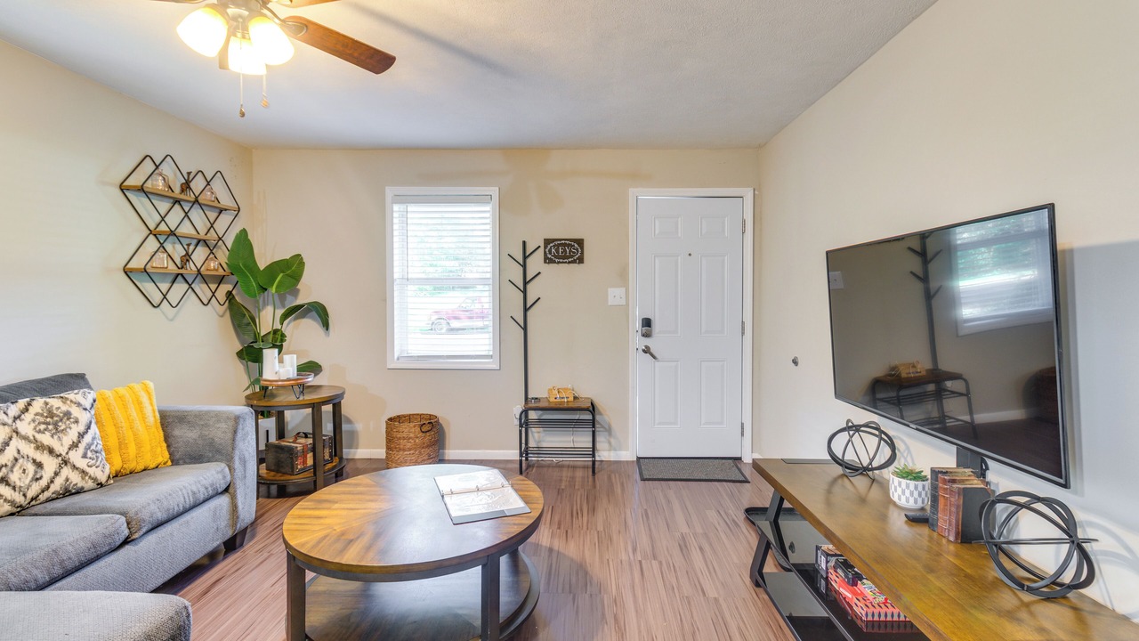 Photo of Livingroom in McComb