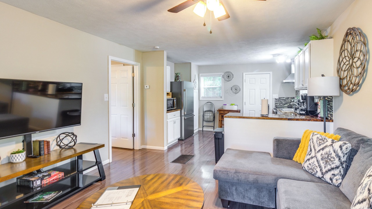 Photo of Livingroom in McComb