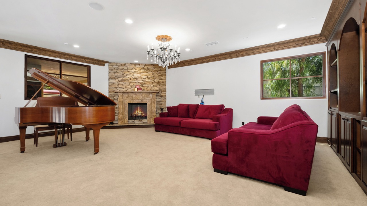 Photo of Livingroom in Coto de Caza