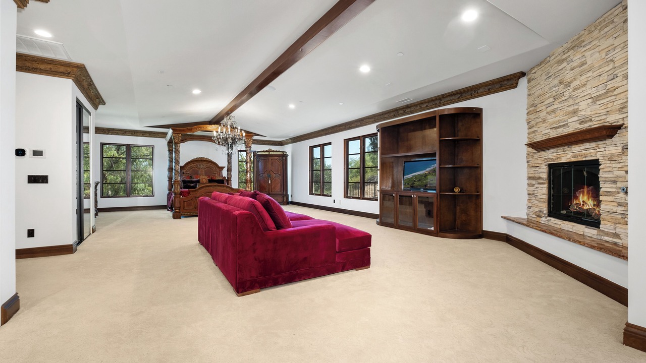 Photo of Livingroom in Coto de Caza