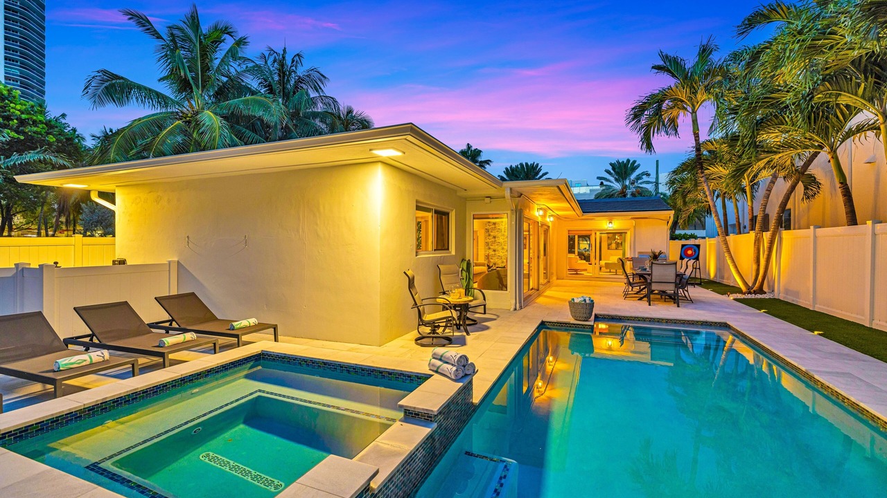 Photo of Outdoor in Lauderdale Beach
