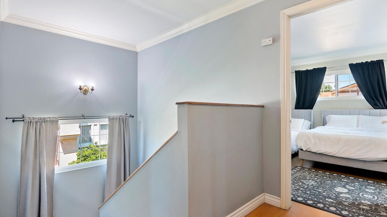 Photo of Bedroom in Reseda
