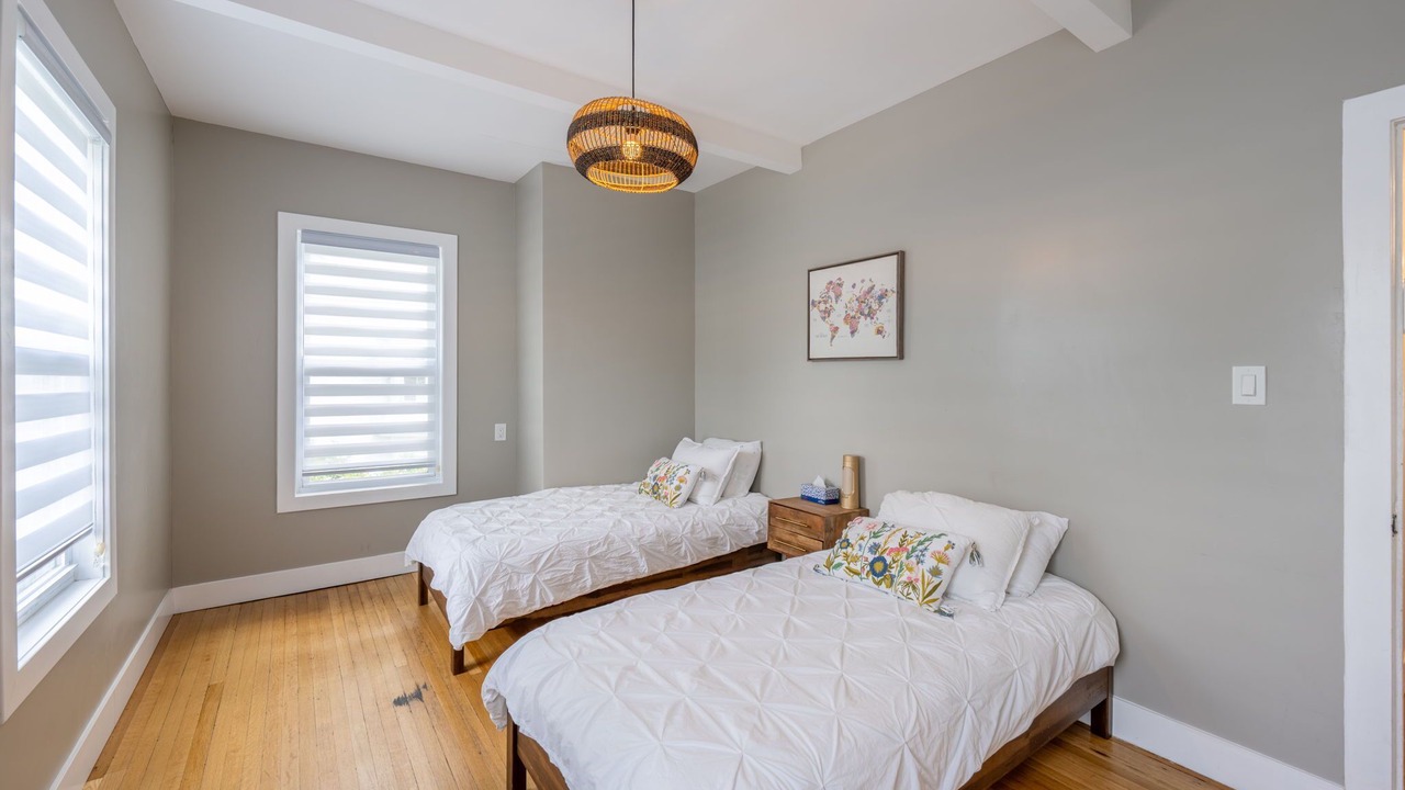 Photo of Bedroom in Roselle