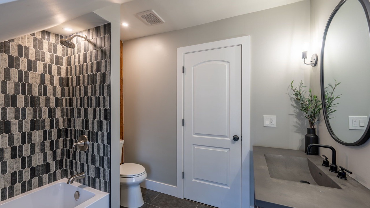 Photo of Bathroom in Roselle