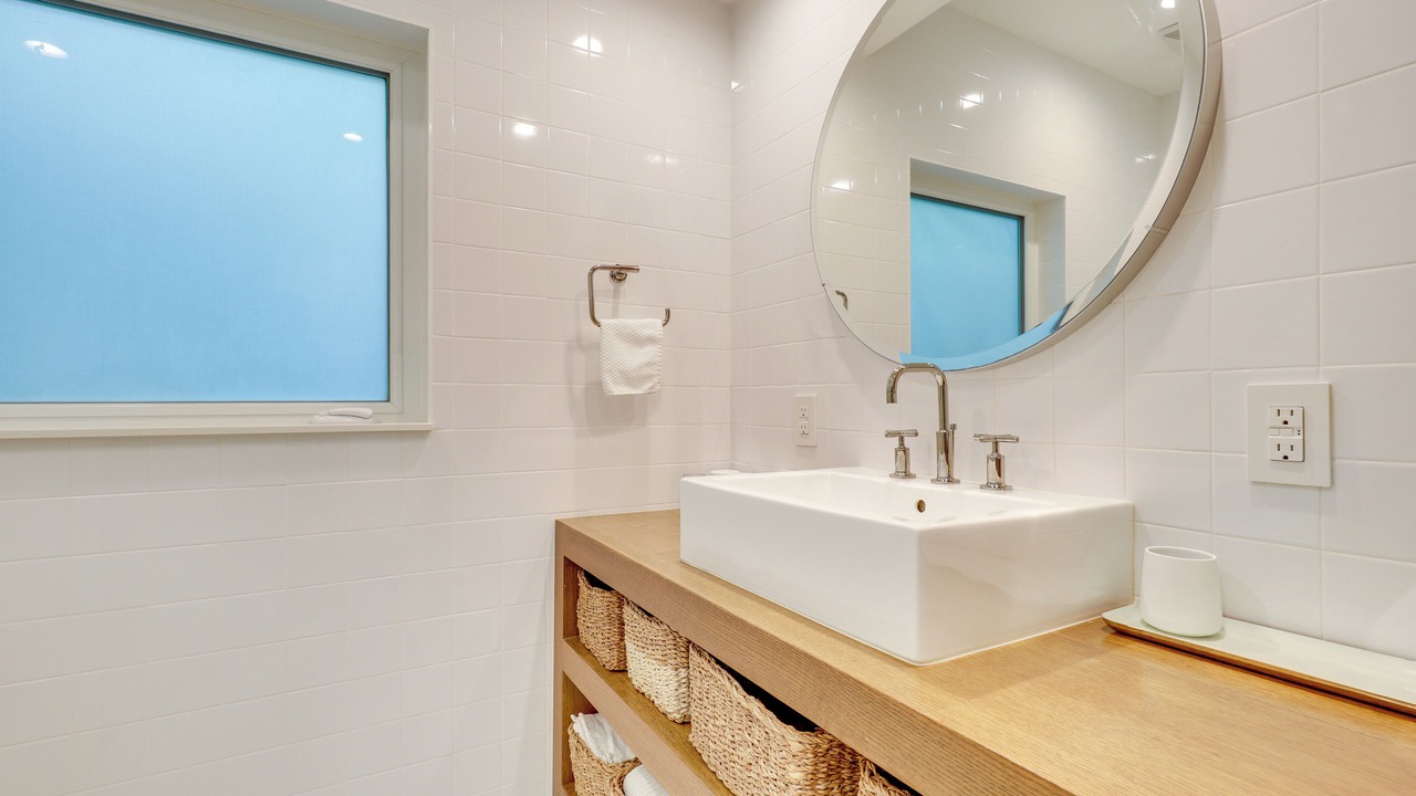 Photo of Bathroom in Biscayne Park
