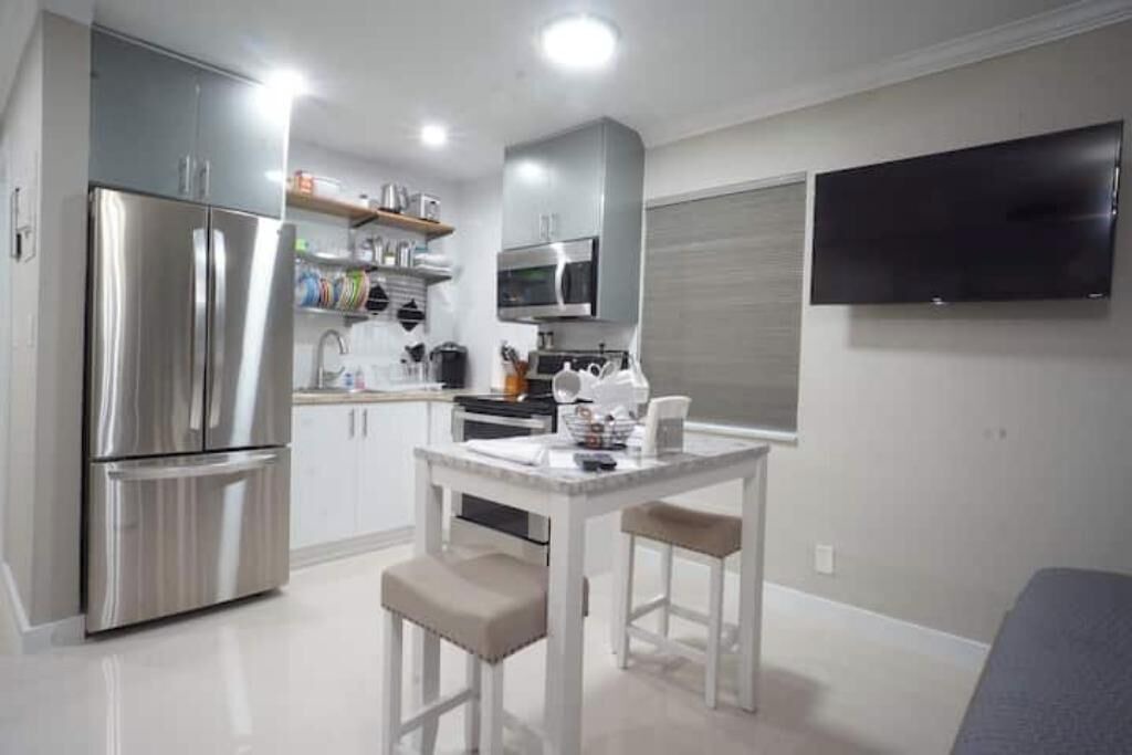 Photo of Kitchen in Santa Barbara Estates