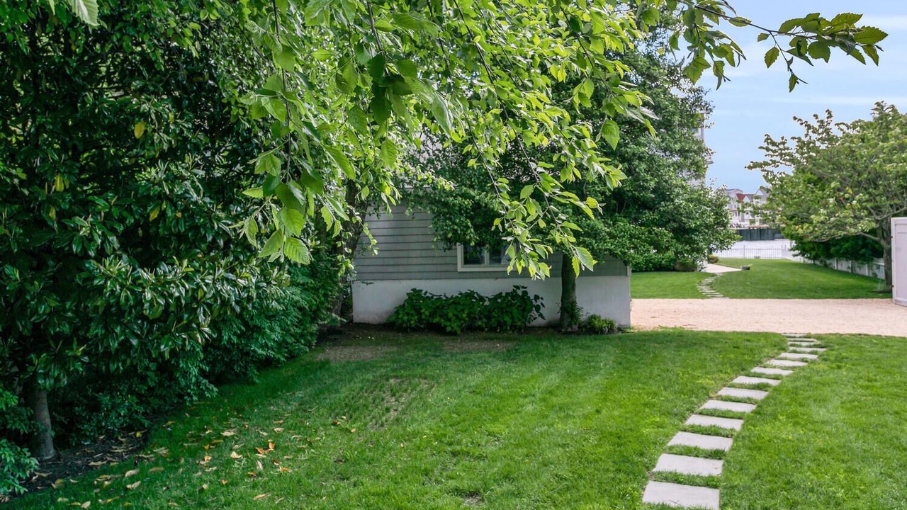 Photo of Outdoor in Rumson