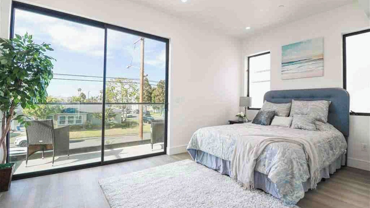 Photo of Bedroom in Huntington Beach