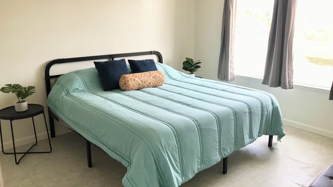 Photo of Bedroom in Fountain Valley