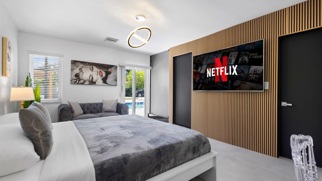 Photo of Bedroom in Golden Glades