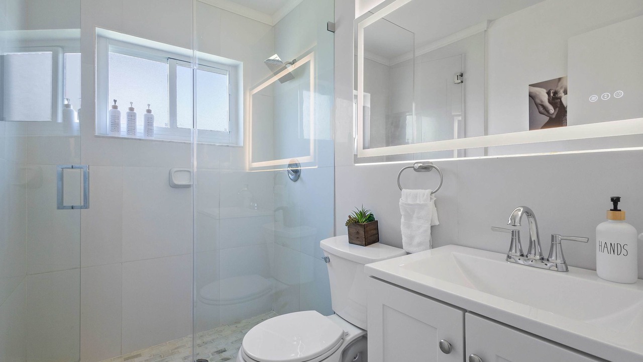 Photo of Bathroom in Golden Glades