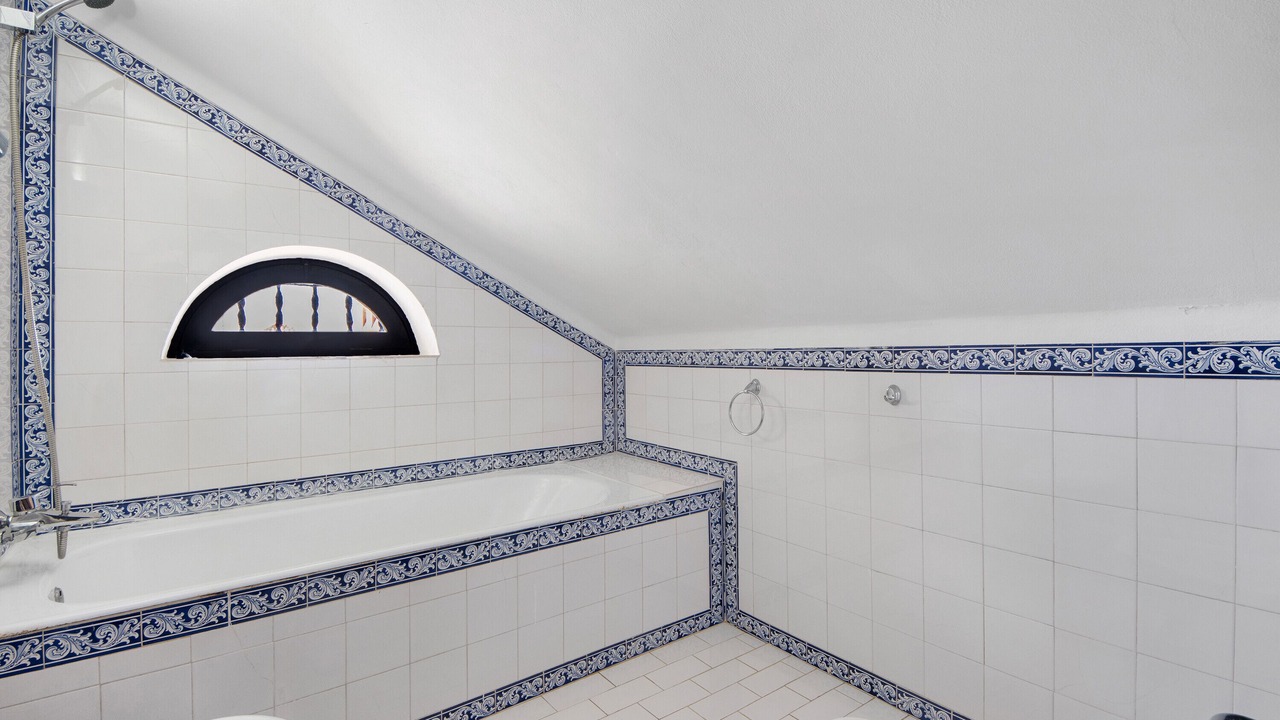 Photo of Bathroom in Barra