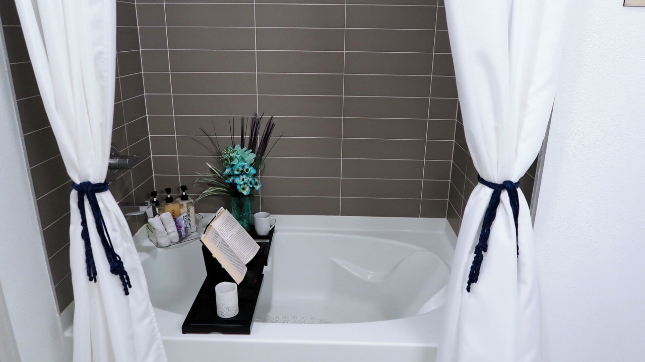 Photo of Bathroom in Deerwood