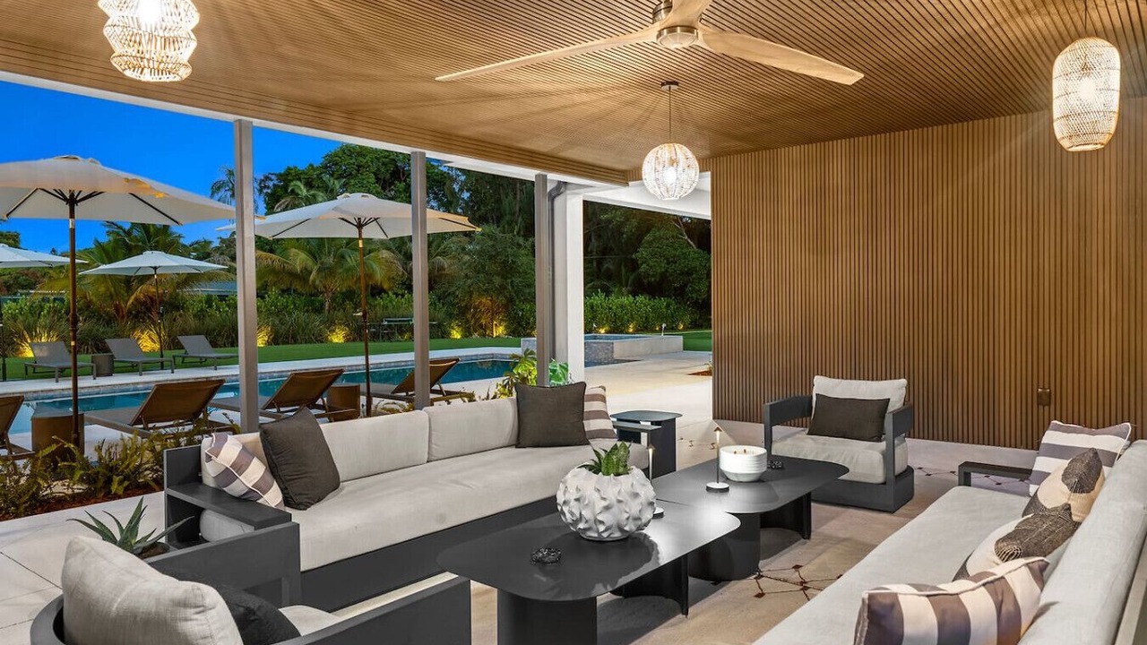 Photo of Patio Balcony in Golden Glades