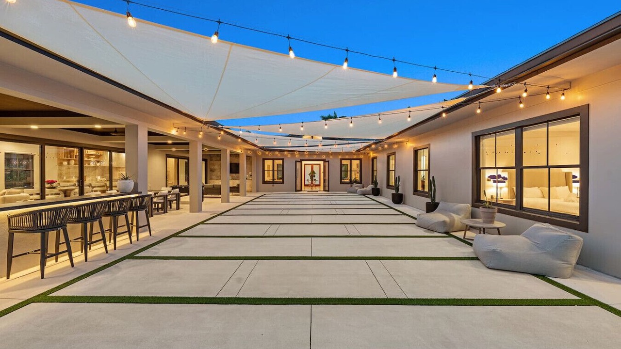 Photo of Outdoor in Golden Glades