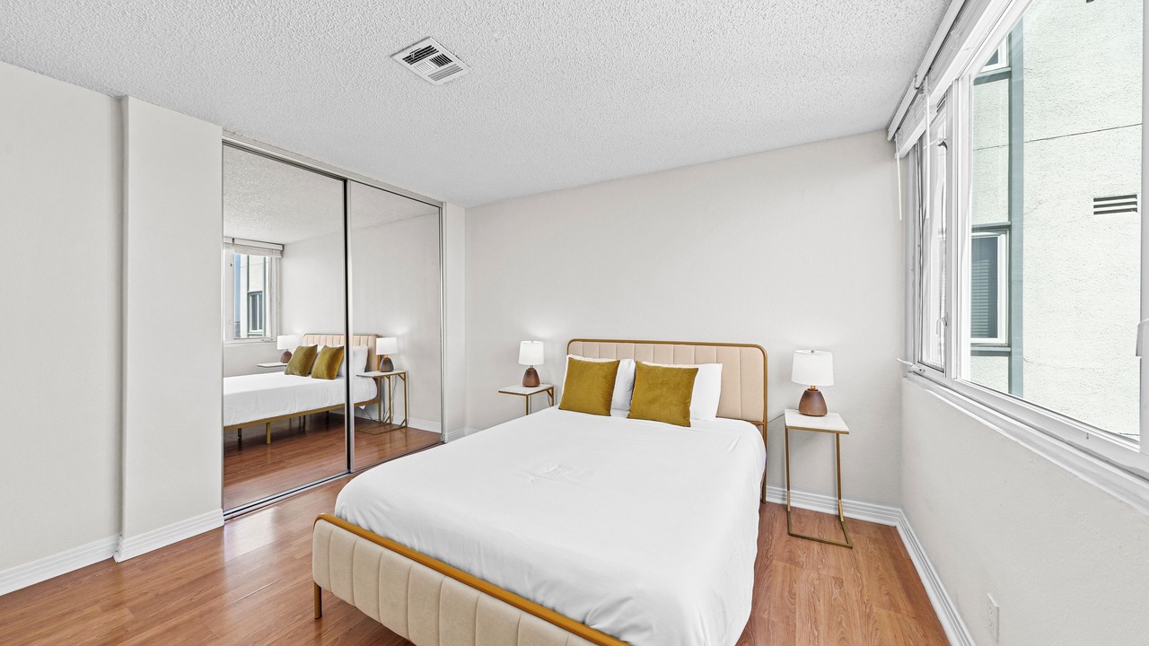 Photo of Bedroom in Marina Peninsula