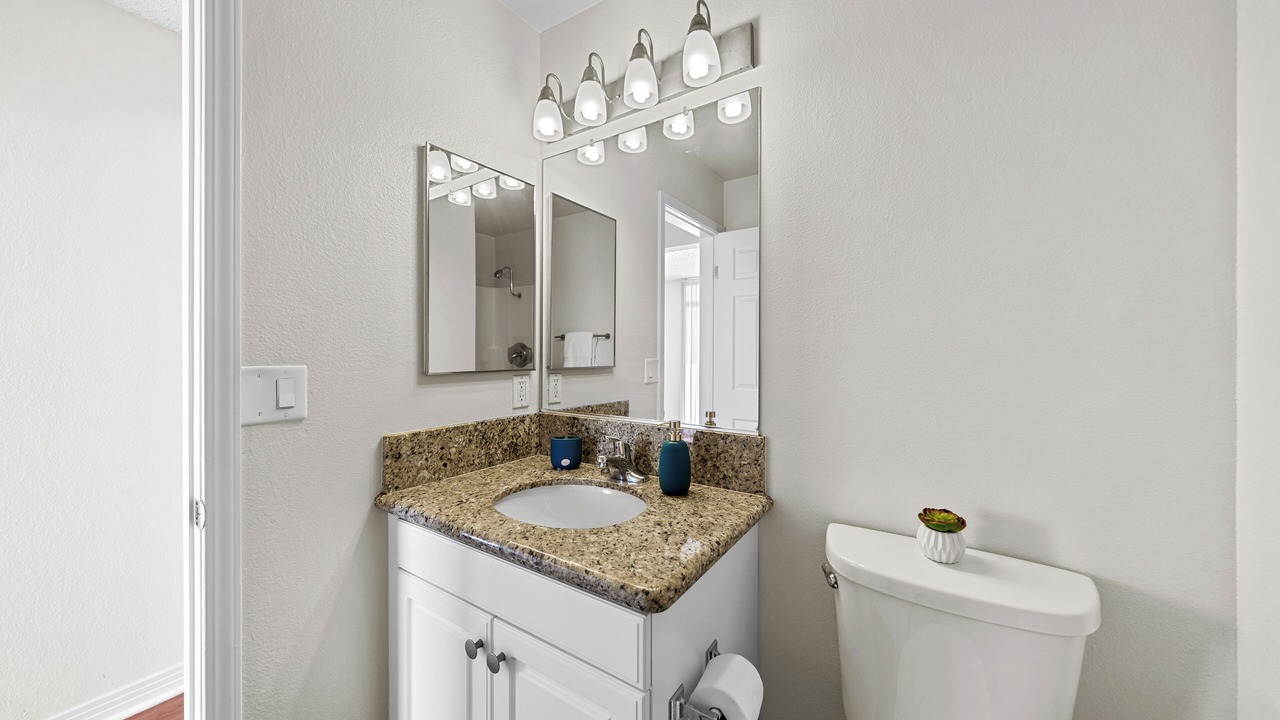 Photo of Bathroom in Marina Peninsula