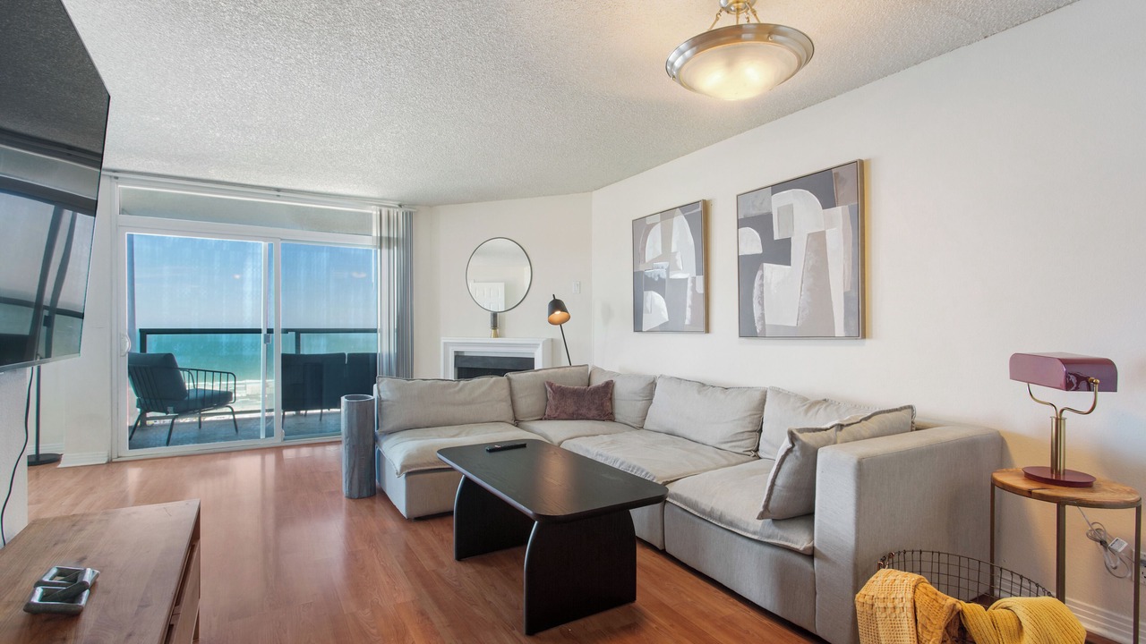 Photo of Livingroom in Marina Peninsula