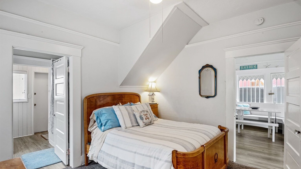 Photo of Bedroom in South Redondo