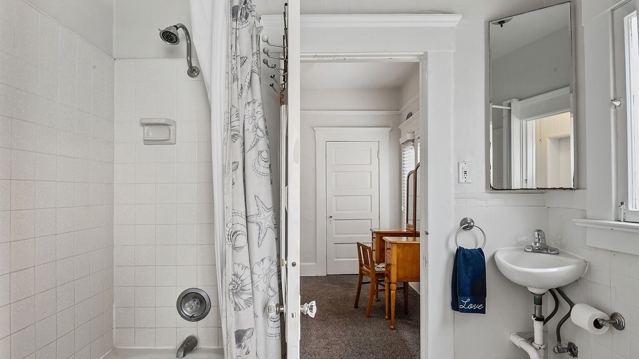 Photo of Bathroom in South Redondo