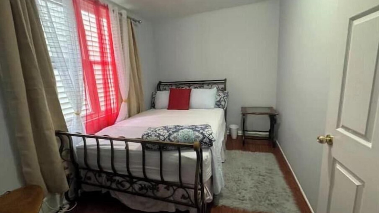 Photo of Bedroom in Guttenberg