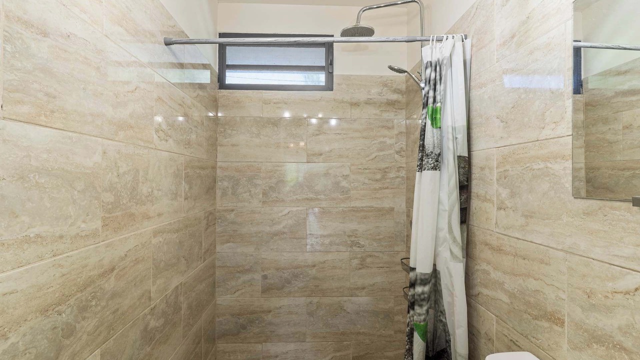 Photo of Bathroom in To'ahotu
