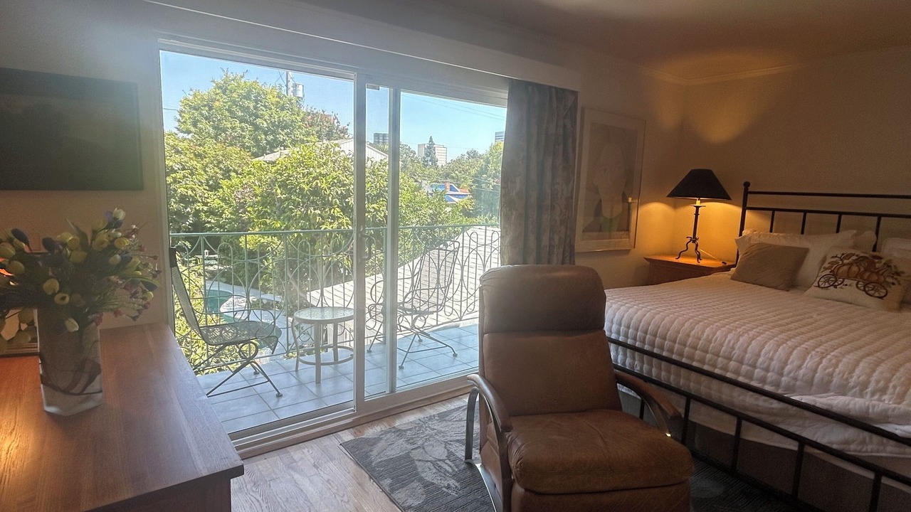 Photo of Bedroom in Mid City