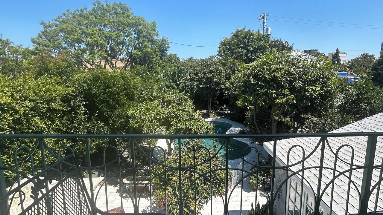 Photo of Outdoor in Mid City