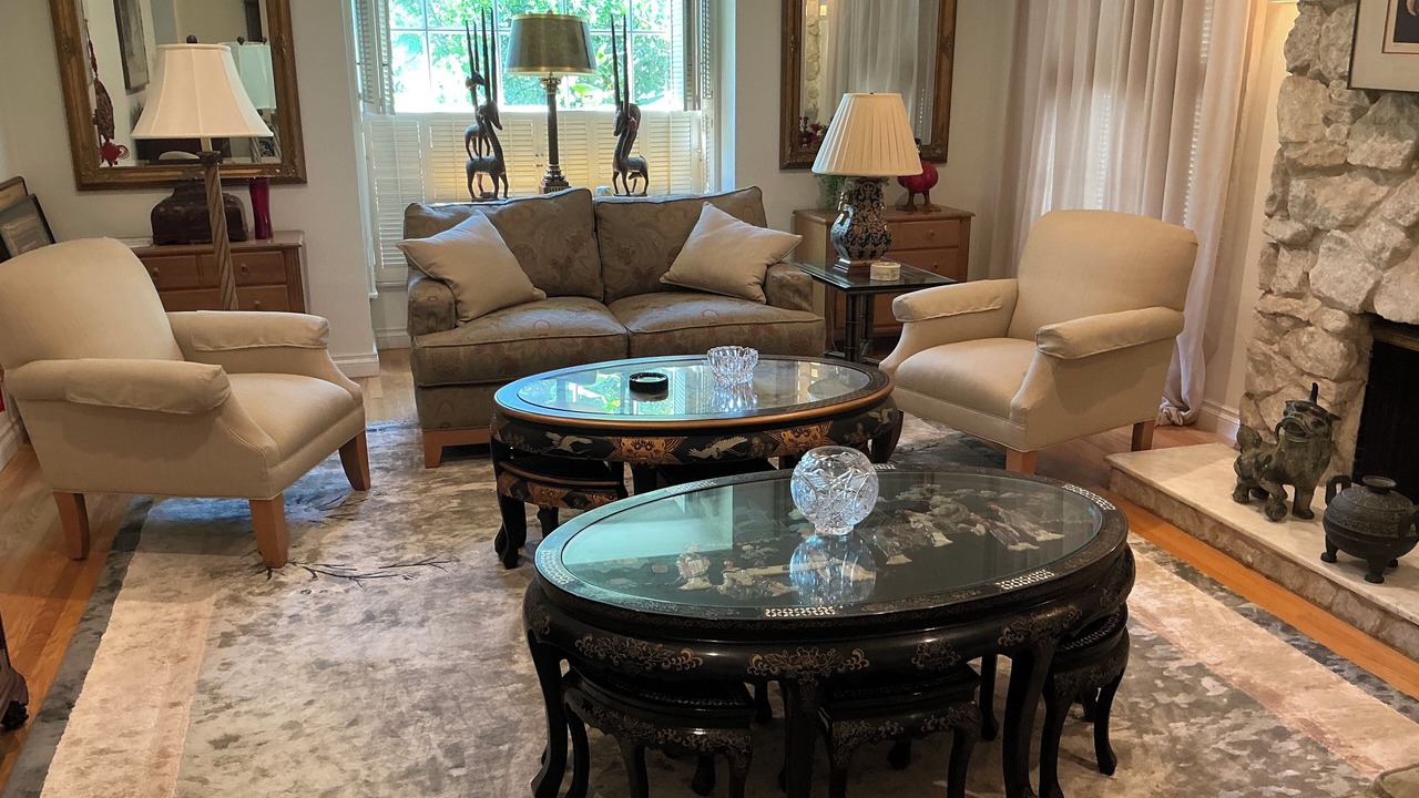 Photo of Livingroom in Mid City