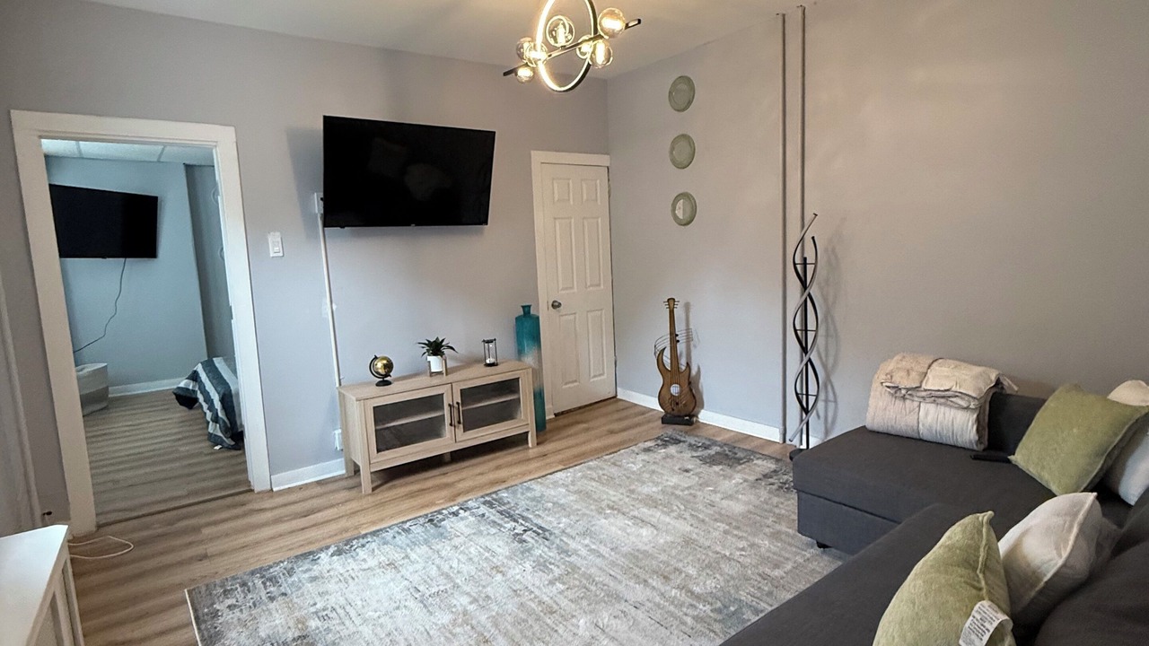 Photo of Livingroom in Trenton