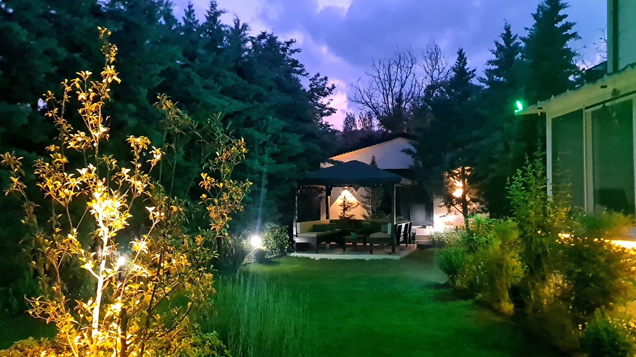 Photo of Outdoor in Nar