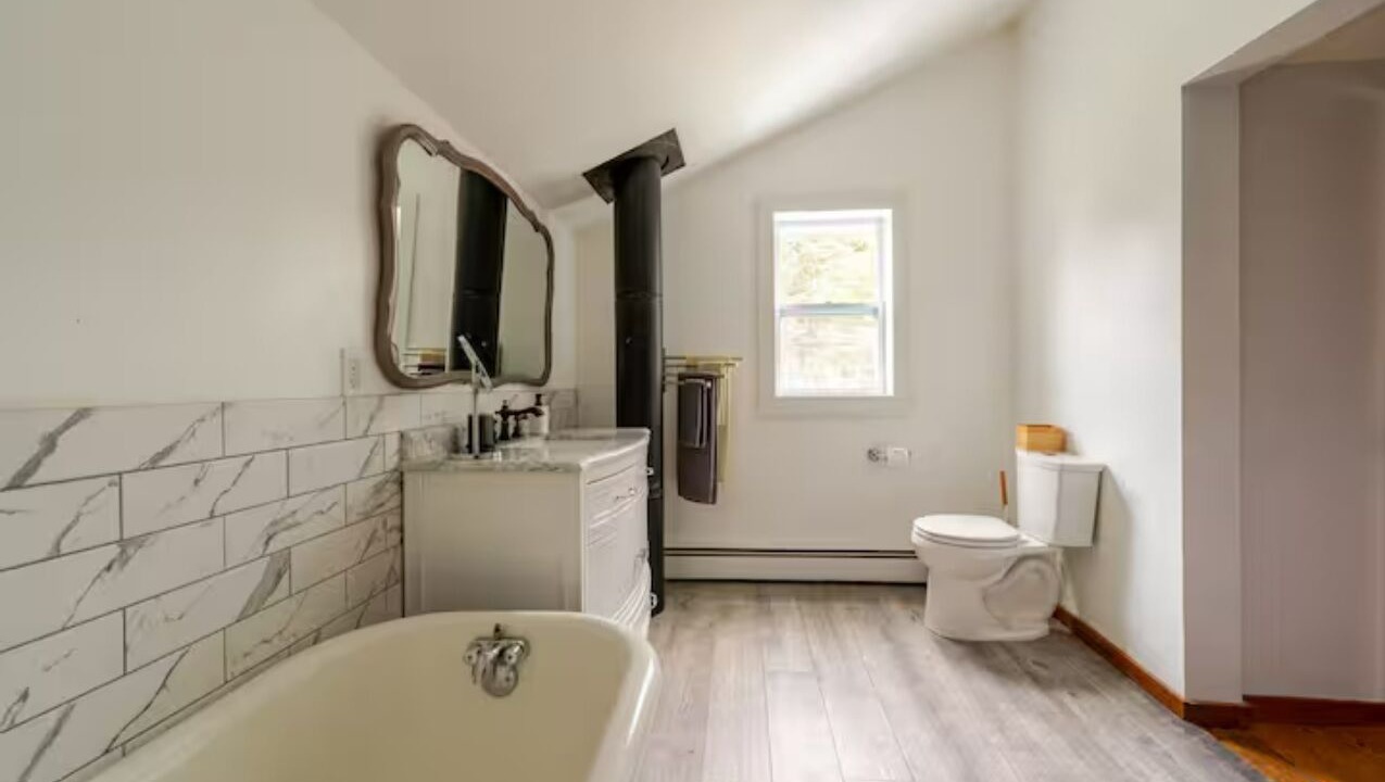 Photo of Bathroom in High Falls