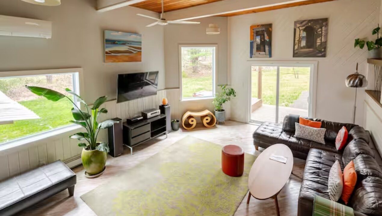 Photo of Livingroom in High Falls
