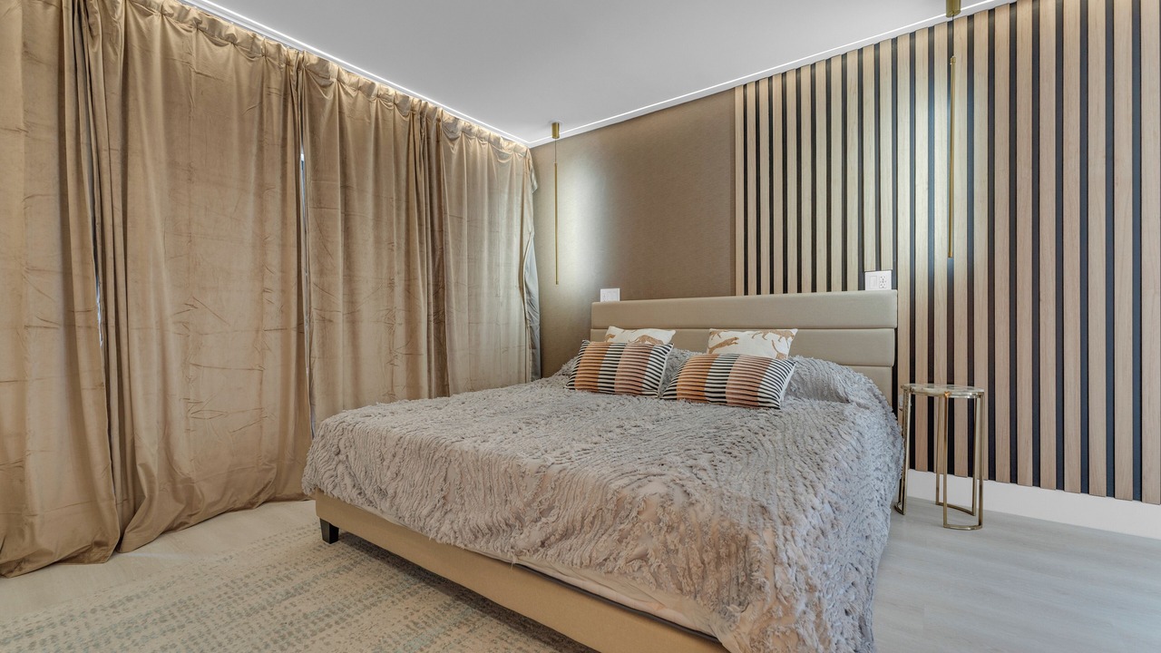 Photo of Bedroom in Lauderdale Beach
