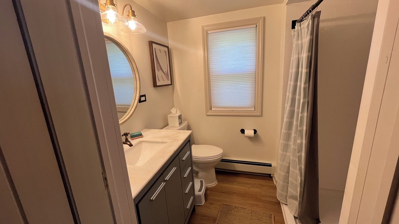 Photo of Bathroom in Conneaut